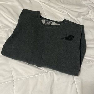 New balance sweatshirt/crew neck